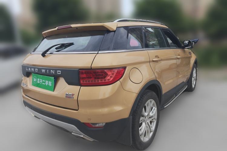 Used Land X7 2015 2.0T Panoramic Flagship Edition Rear Right 45 Deg