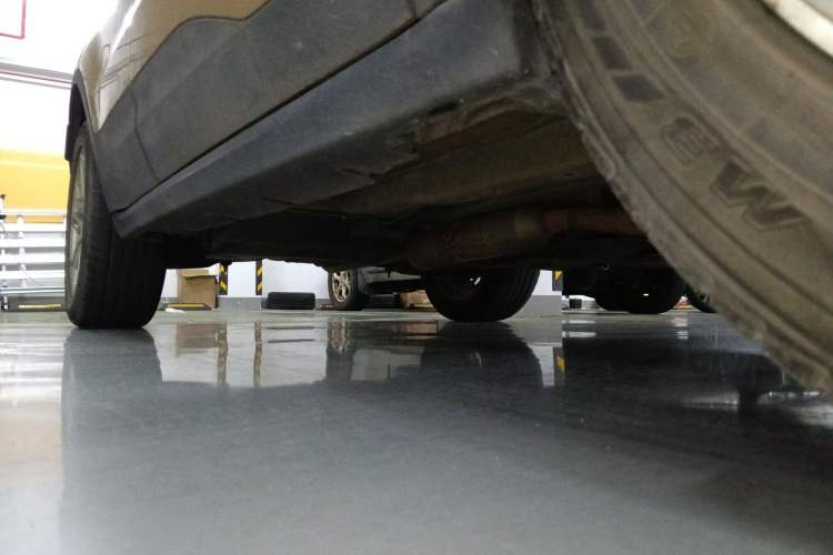 Used Land X7 2015 2.0T Panoramic Prestige Edition Right Side Sill
