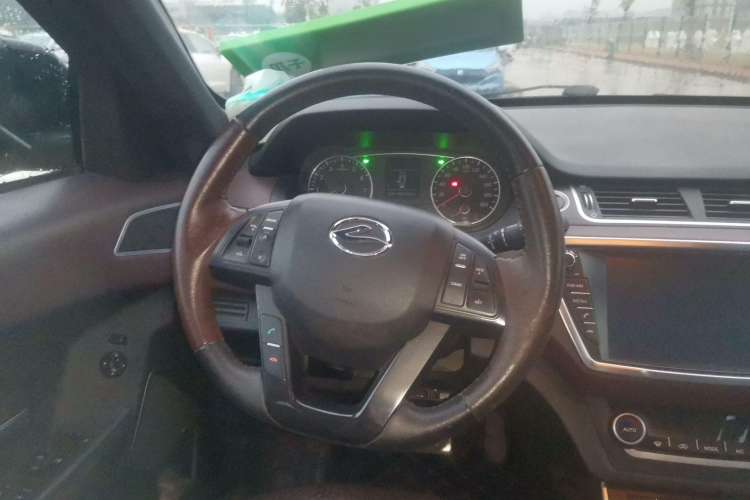 Used Land X7 2015 2.0T Panoramic Flagship Edition Steering Wheel