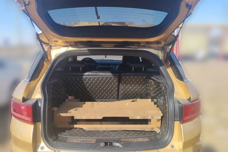 Used Land X7 2015 2.0T Panoramic Flagship Edition Trunk
