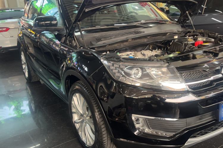 Used Land X7 2016 2.0T Panoramic Prestige Edition Exterior 2