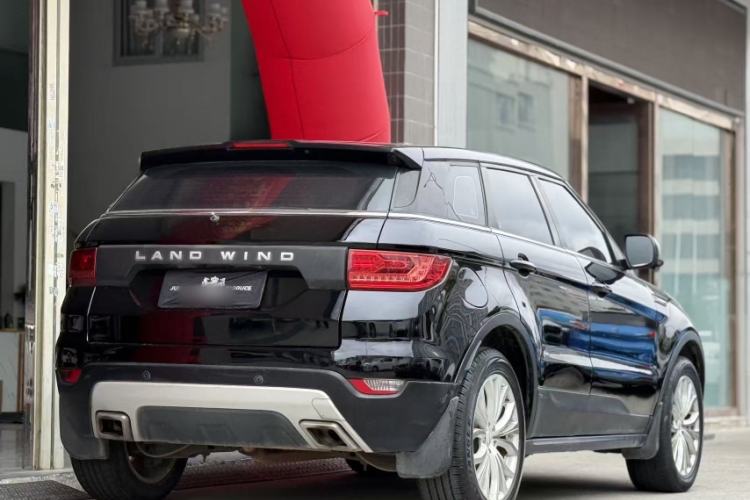 Used Land X7 2016 2.0T Panoramic Prestige Edition Exterior 3
