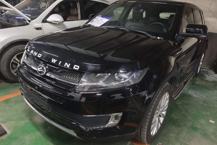 Used Land X7 2016 2.0T Panoramic Prestige Edition Exterior 6