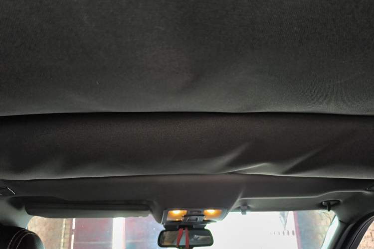 Used Land X7 2016 2.0T Panoramic Prestige Edition Headliner