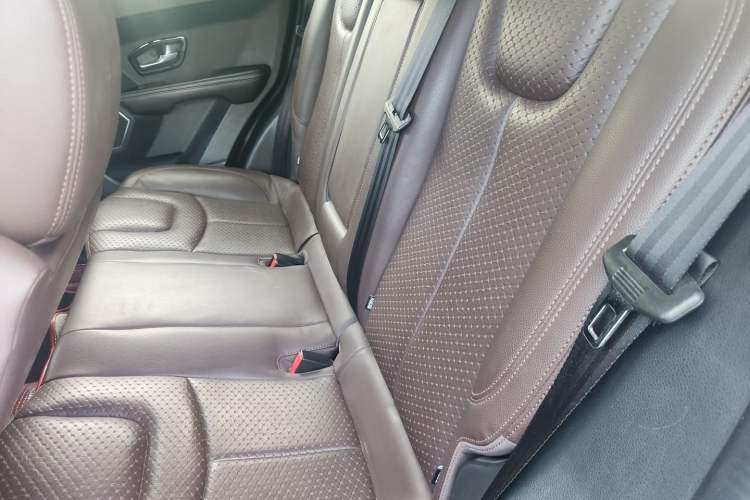 Used Land X7 2016 2.0T Panoramic Prestige Edition Left Rear Seat