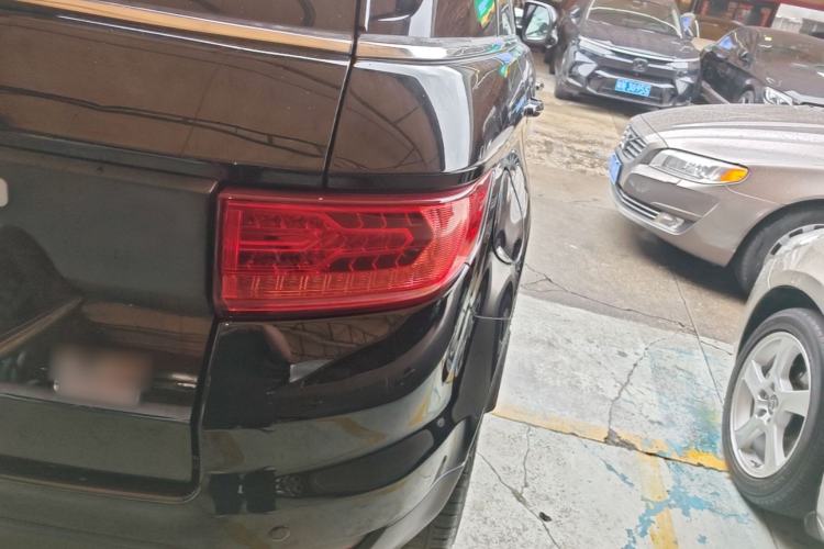 Used Land X7 2016 2.0T Panoramic Prestige Edition Right Rear Taillight