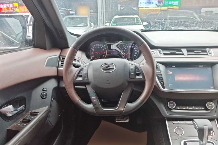 Used Land X7 2016 2.0T Panoramic Prestige Edition Steering Wheel