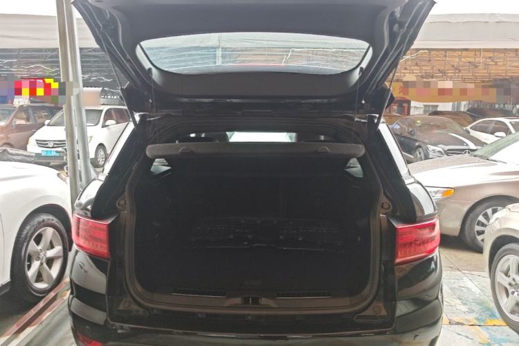 Used Land X7 2016 2.0T Panoramic Prestige Edition Trunk