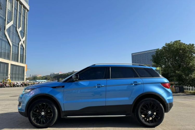 Used Land X7 2016 2.0T Panoramic Prestige Edition Exterior 3
