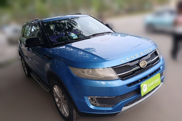 Used Land X7 2016 2.0T Panoramic Prestige Edition Front Right 45 Deg