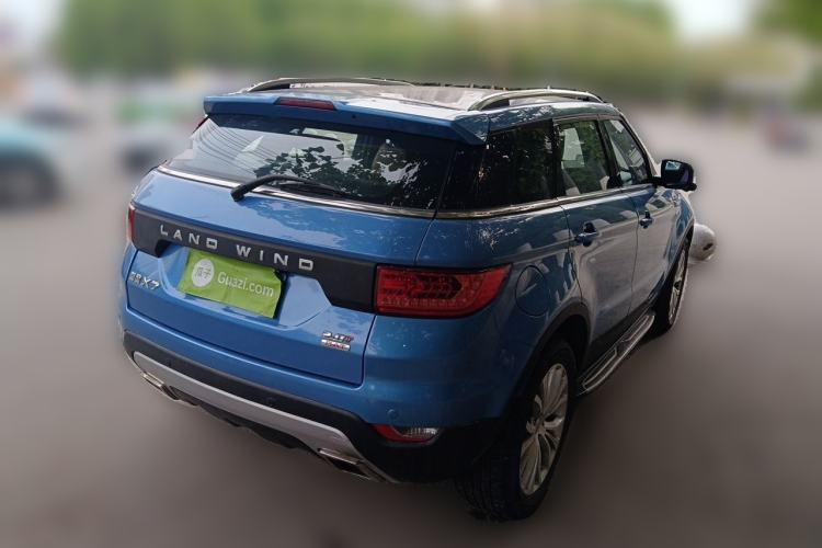 Used Land X7 2016 2.0T Panoramic Prestige Edition Rear Right 45 Deg