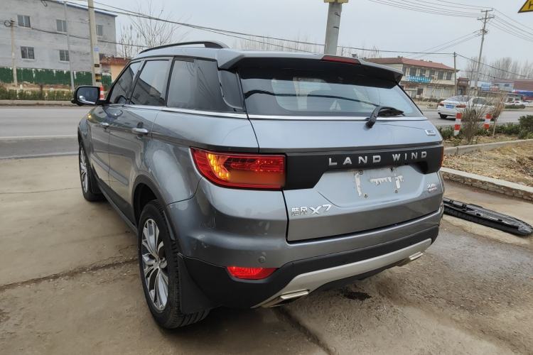 Used Land X7 2016 2.0T Panoramic Deluxe Edition Exterior 2