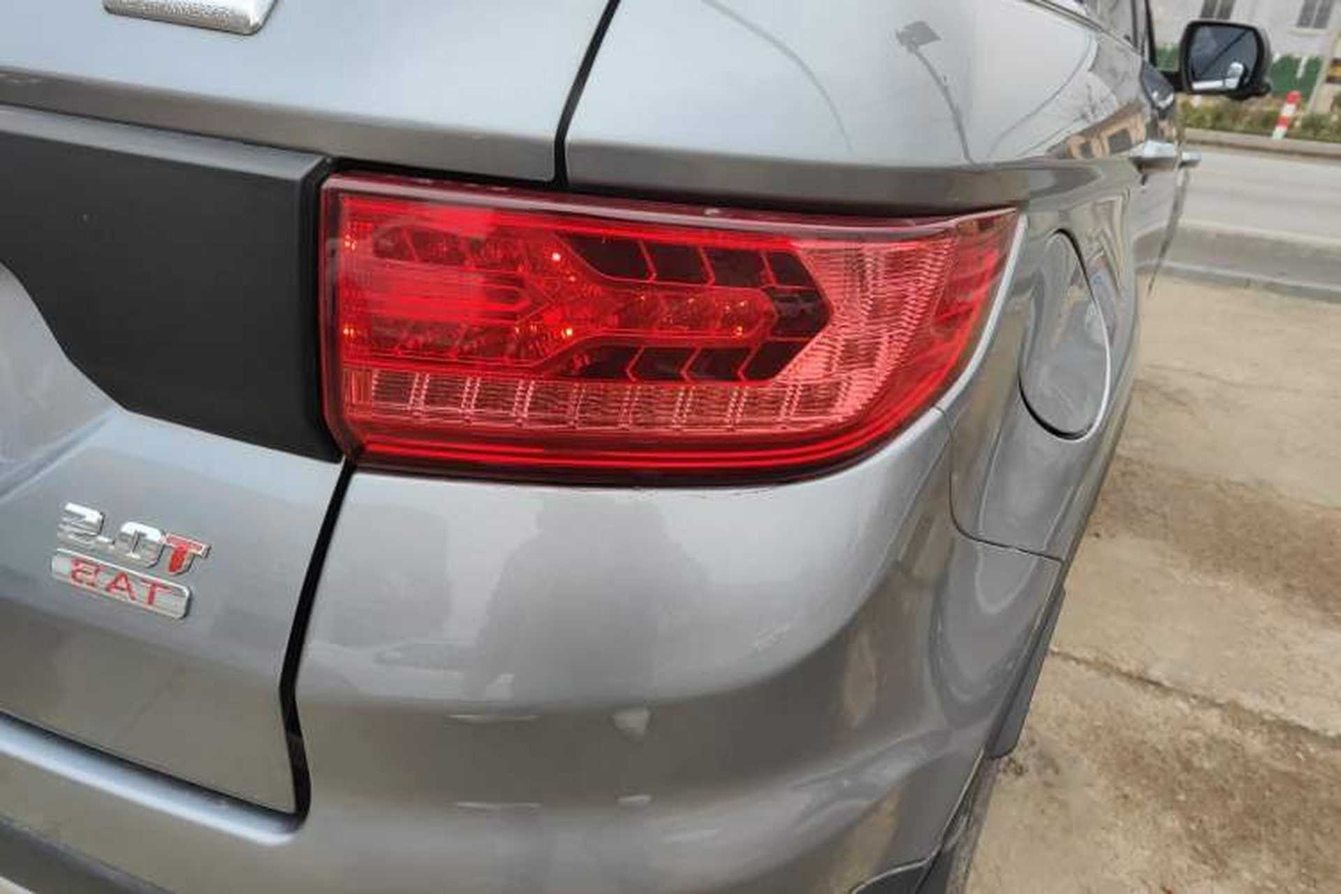 Used Land X7 2016 2.0T Panoramic Deluxe Edition Exterior 3