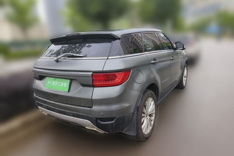 Used Land X7 2016 2.0T Panoramic Prestige Edition Rear Right 45 Deg