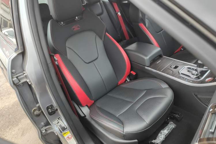 Used Land X7 2016 2.0T Panoramic Deluxe Edition Right Front Seat