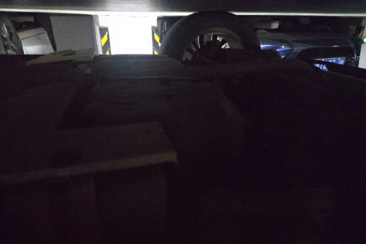 Used Land X7 2016 2.0T Panoramic Deluxe Edition Chassis Front Right