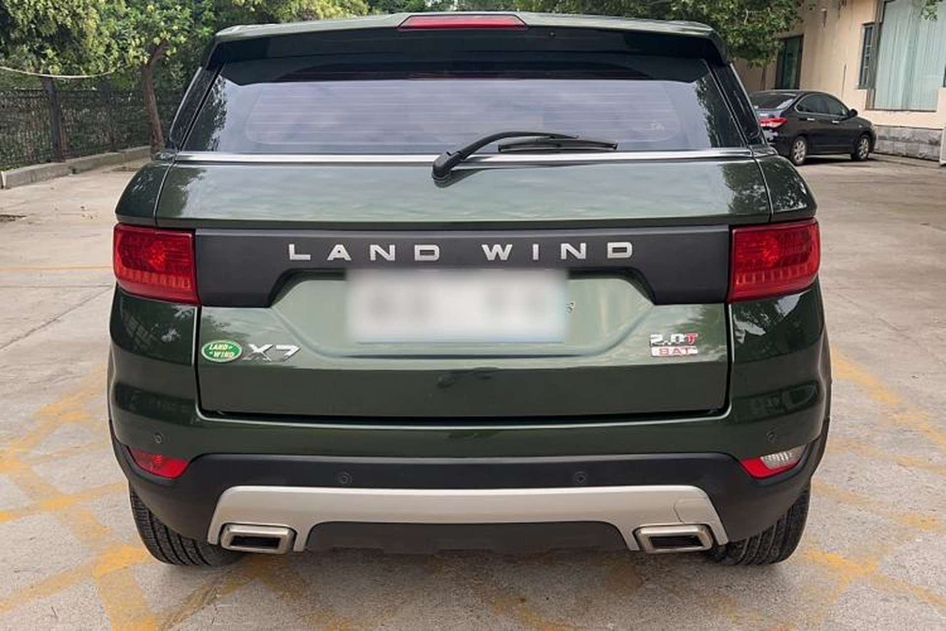 Used Land X7 2016 2.0T Panoramic Deluxe Edition Exterior 4