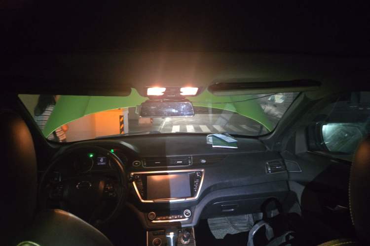 Used Land X7 2016 2.0T Panoramic Deluxe Edition Headliner