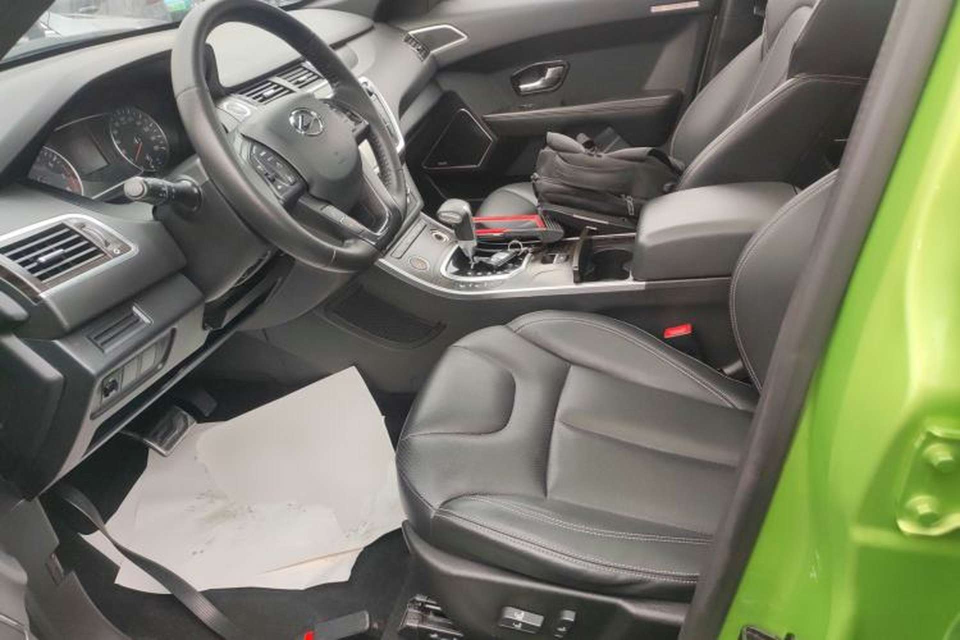 Used Land X7 2016 2.0T Panoramic Prestige Edition Left Front Seat