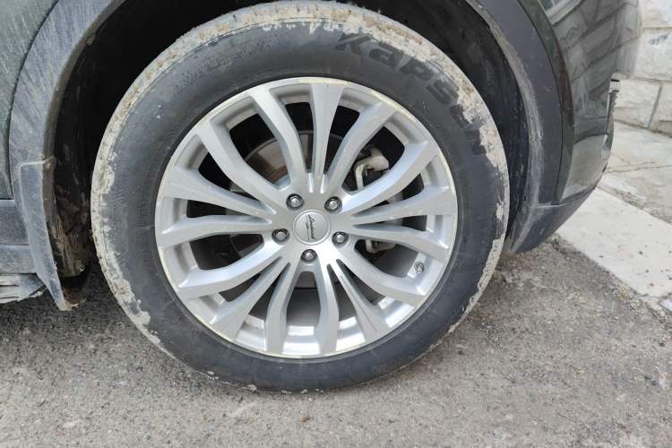 Used Land X7 2016 2.0T Panoramic Prestige Edition Right Front Wheel Hub