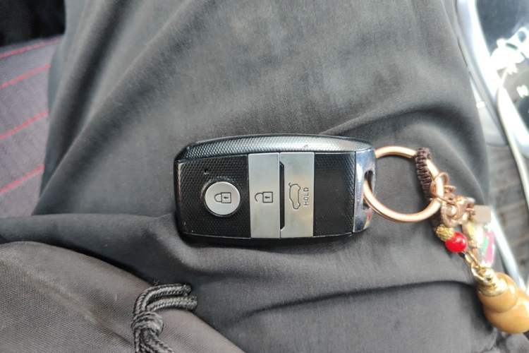 Used Land X7 2016 2.0T Panoramic Prestige Edition Vehicle Key