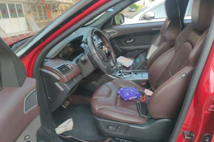 Used Land X7 2016 2.0T Panoramic Prestige Edition Driver Seat
