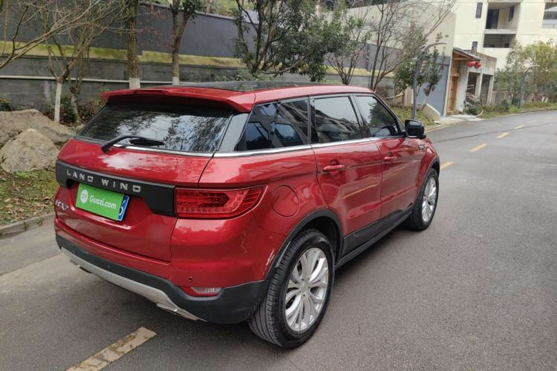 Used Land X7 2016 2.0T Panoramic Prestige Edition Exterior 5