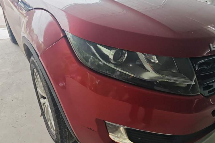 Used Land X7 2016 2.0T Panoramic Prestige Edition Exterior 6