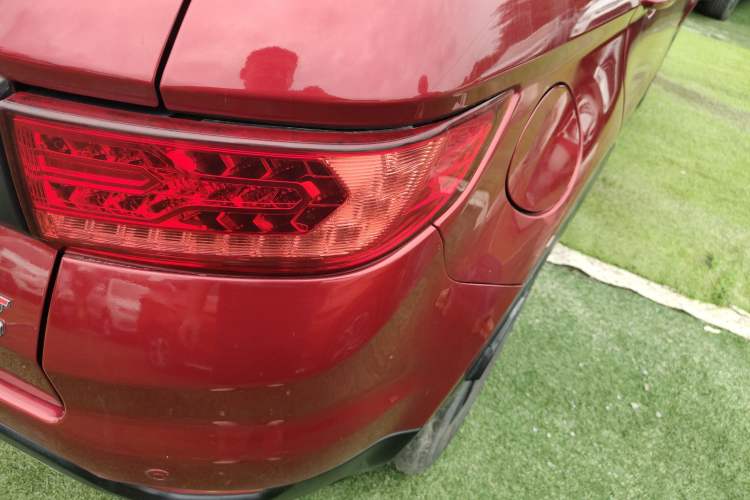 Used Land X7 2016 2.0T Panoramic Deluxe Edition Exterior 6