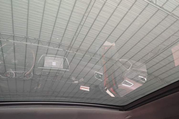 Used Land X7 2016 2.0T Panoramic Prestige Edition Headliner