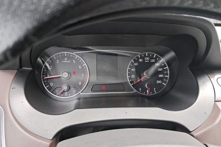 Used Land X7 2016 2.0T Panoramic Prestige Edition Instrument Cluster
