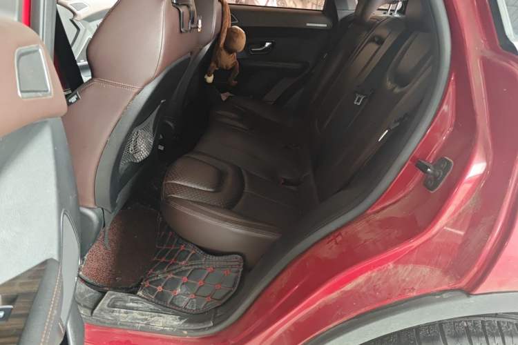 Used Land X7 2016 2.0T Panoramic Prestige Edition Interior 4