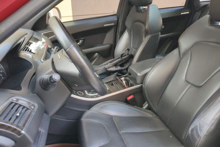 Used Land X7 2016 2.0T Panoramic Prestige Edition Left Front Seat