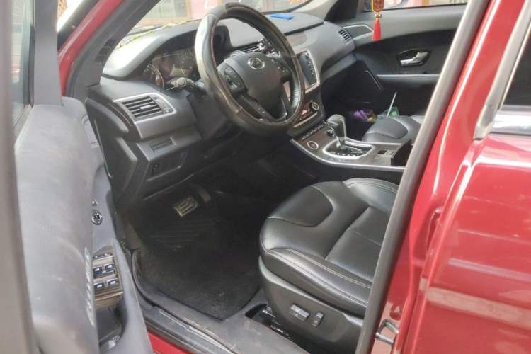 Used Land X7 2016 2.0T Panoramic Prestige Edition Left Front Seat