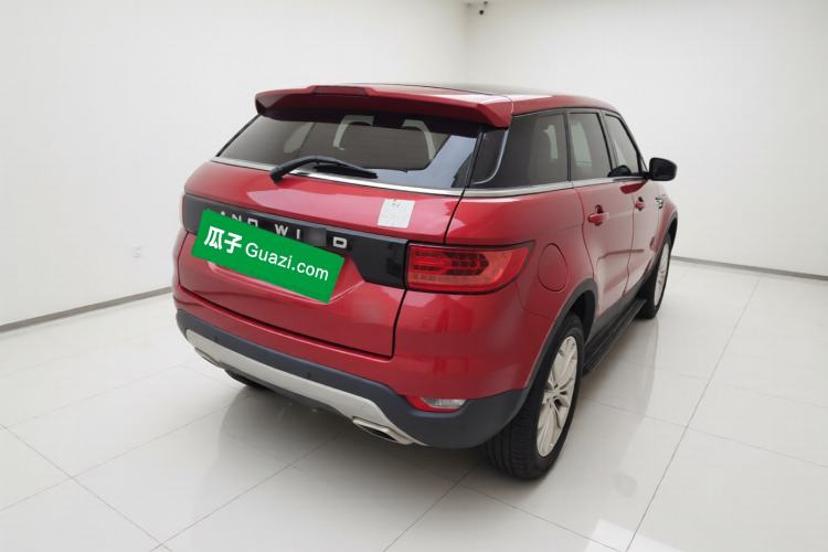 Used Land X7 2016 2.0T Panoramic Prestige Edition Rear Right 45 Deg