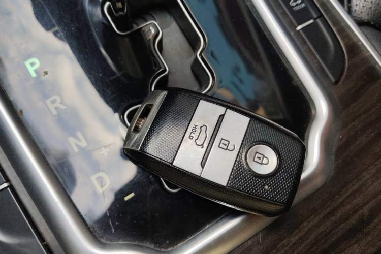 Used Land X7 2016 2.0T Panoramic Prestige Edition Vehicle Key