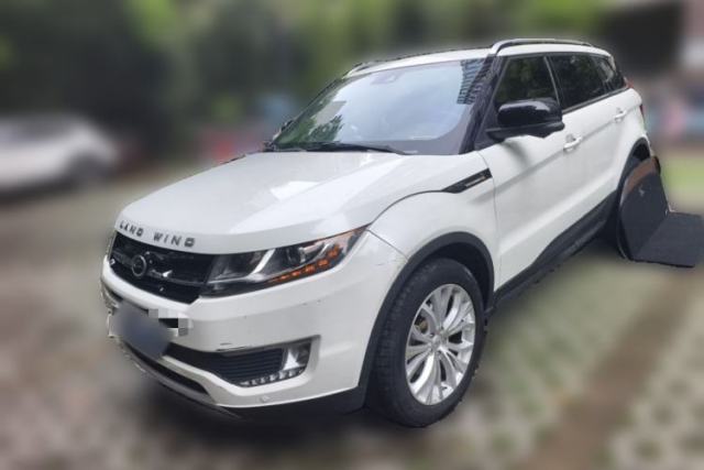 Used Land X7 2016 2.0T Panoramic Prestige Edition