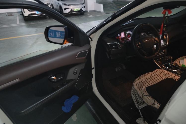 Used Land X7 2016 2.0T Panoramic Prestige Edition Driver Seat