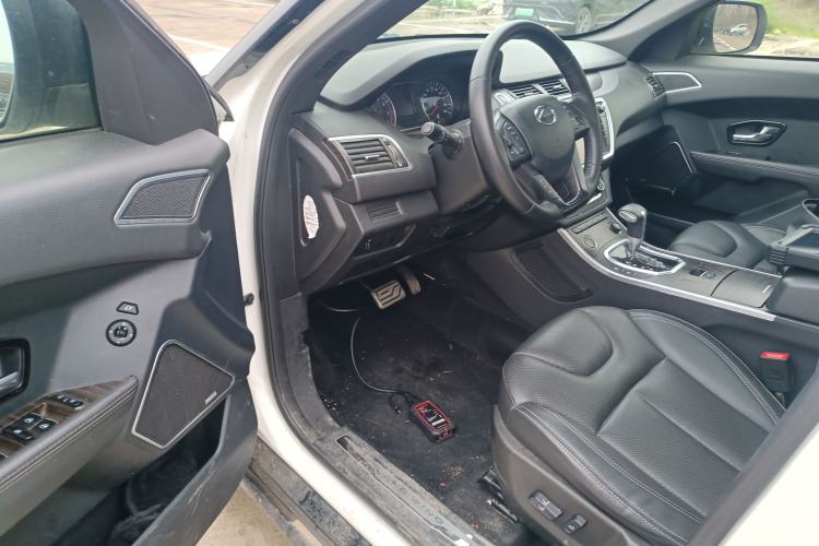 Used Land X7 2016 2.0T Panoramic Prestige Edition Driver Seat