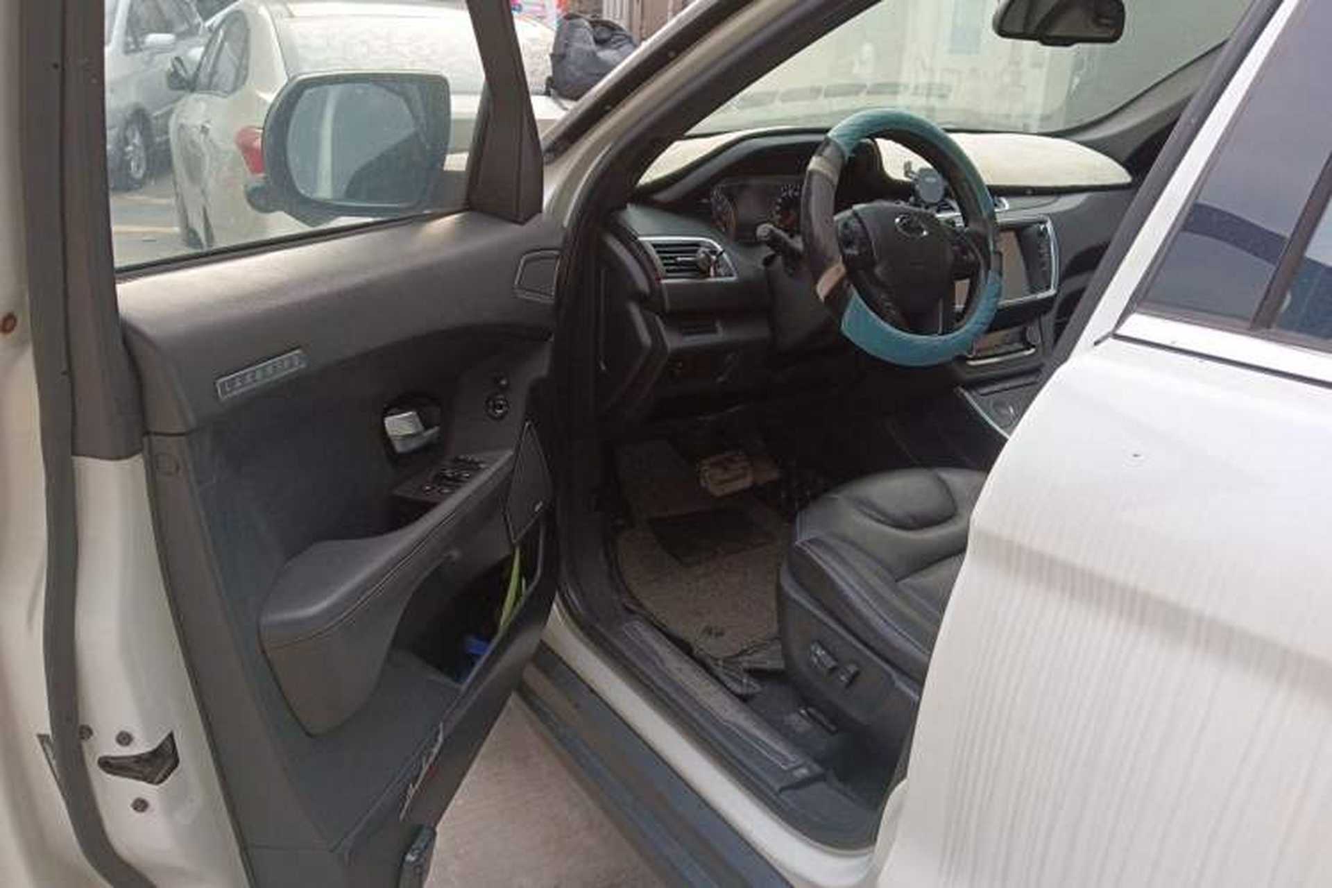 Used Land X7 2016 2.0T Panoramic Prestige Edition Driver Seat