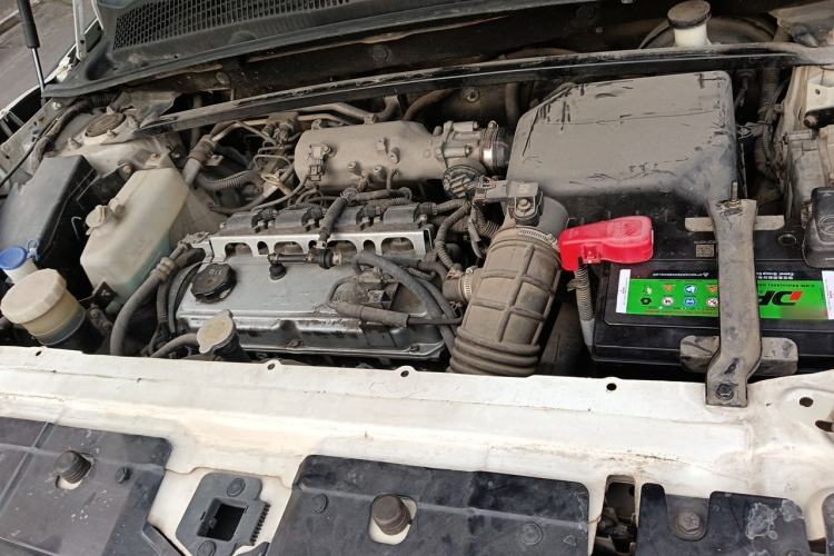 Used Land X7 2016 2.0T Panoramic Prestige Edition Engine Bay