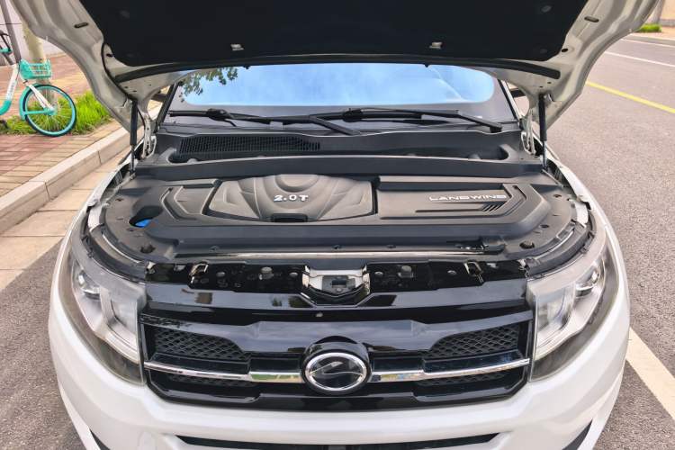Used Land X7 2016 2.0T Panoramic Prestige Edition Engine Bay