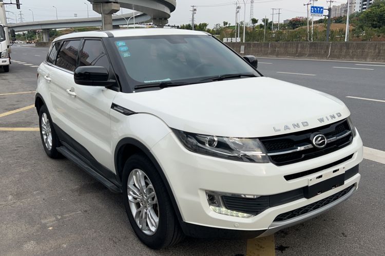Used Land X7 2016 2.0T Panoramic Deluxe Edition Front Right 45 Deg