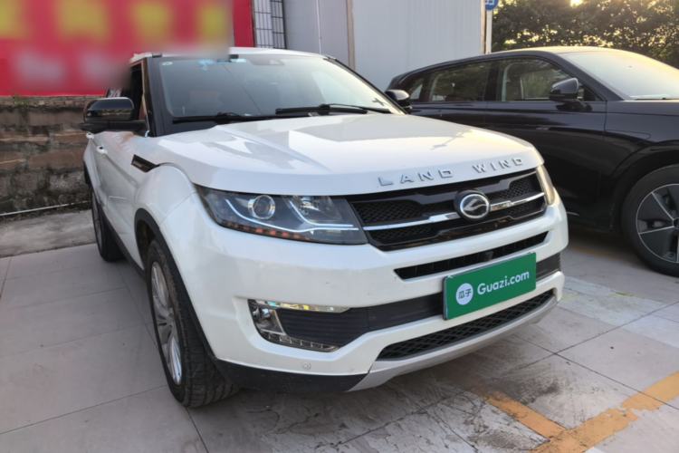 Used Land X7 2016 2.0T Panoramic Prestige Edition Front Right 45 Deg