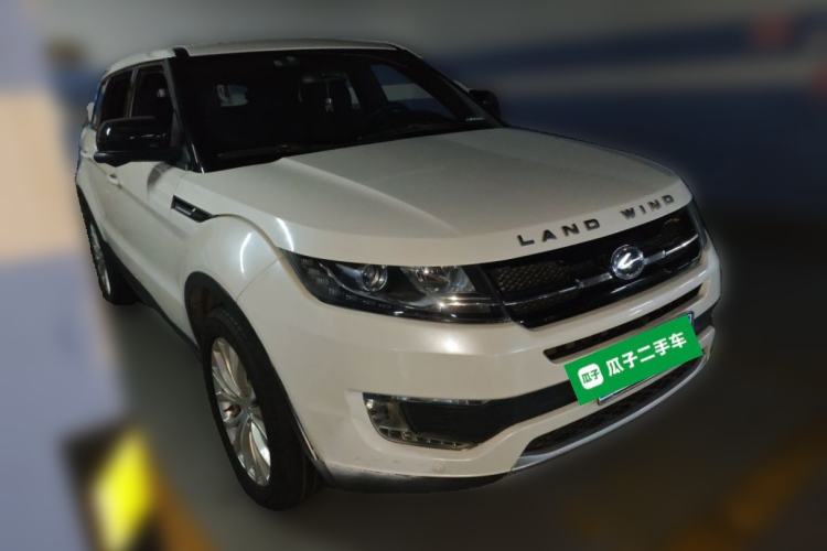 Used Land X7 2016 2.0T Panoramic Prestige Edition Front Right 45 Deg