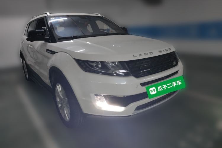 Used Land X7 2016 2.0T Panoramic Prestige Edition Front Right 45 Deg