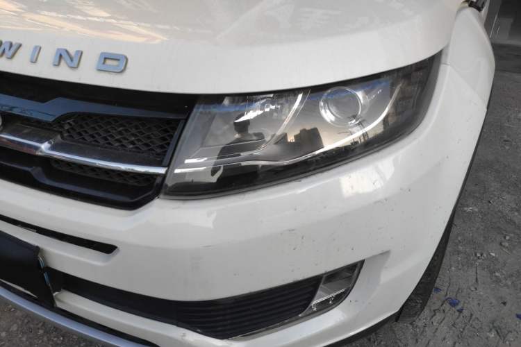 Used Land X7 2016 2.0T Panoramic Deluxe Edition Left Front Headlight