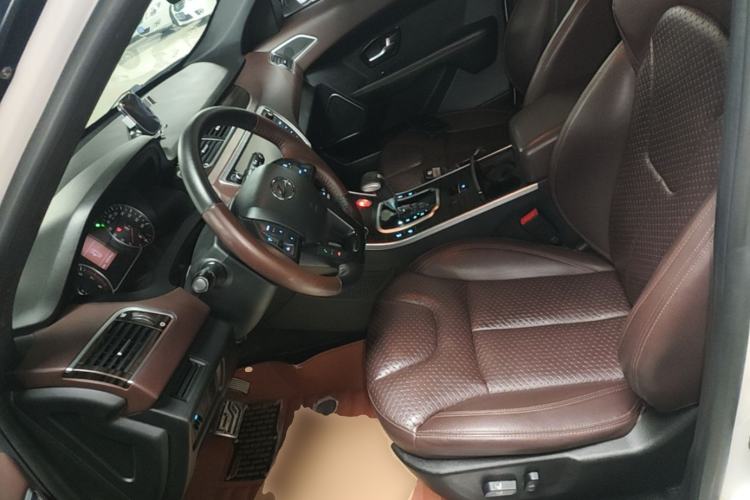Used Land X7 2016 2.0T Panoramic Prestige Edition Left Front Seat