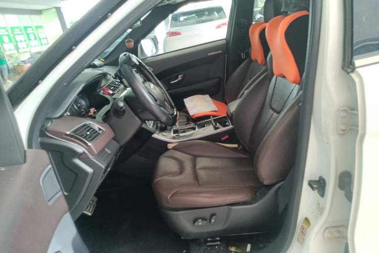 Used Land X7 2016 2.0T Panoramic Deluxe Edition Left Front Seat