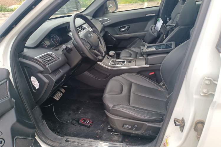 Used Land X7 2016 2.0T Panoramic Prestige Edition Left Front Seat